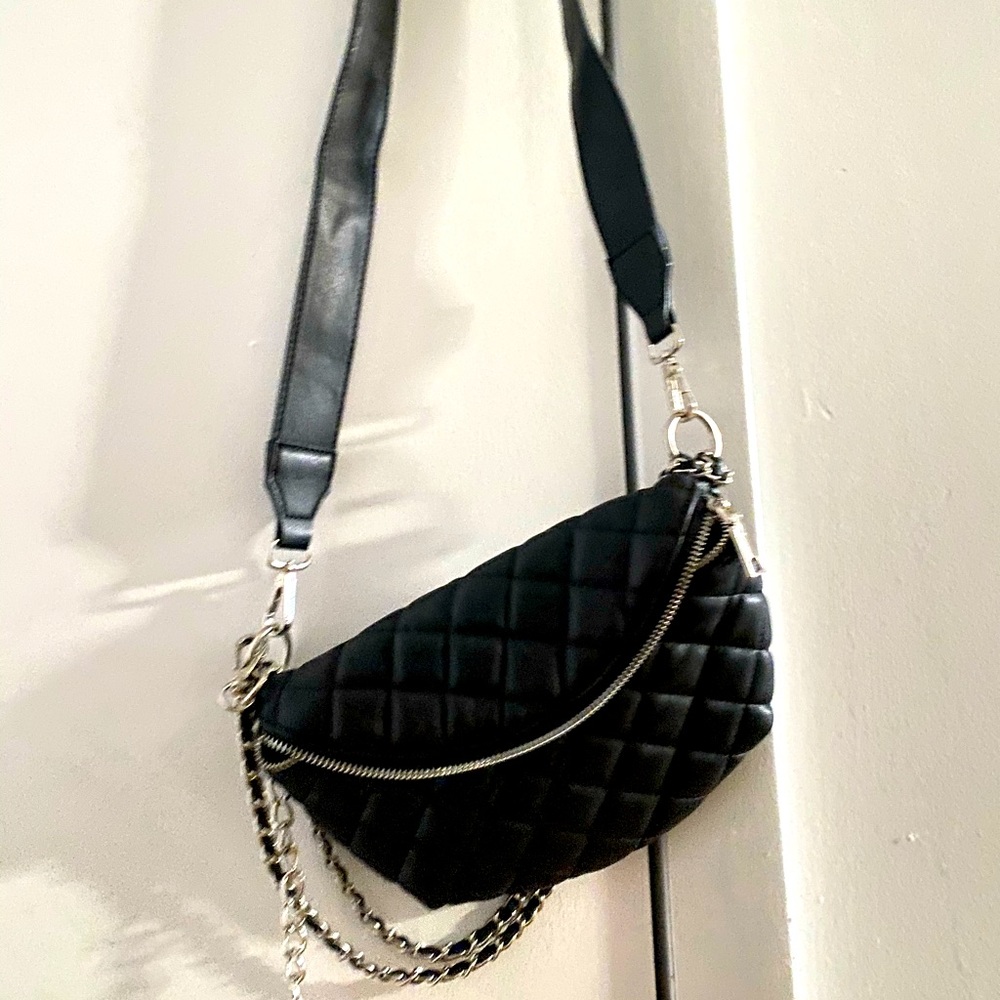Fanny Pack - Black with double chain